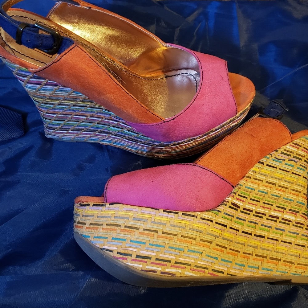 Shoes - Picture 2 of 2